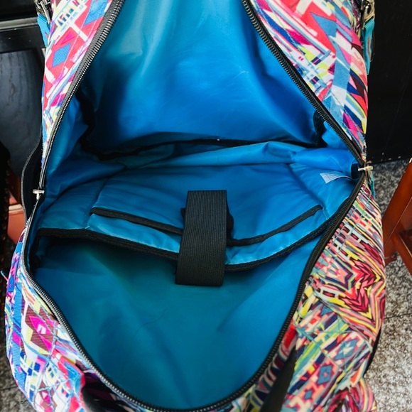 Kenneth Cole Reaction Backpack ~ Pretty Multi Color Full Size - Picture 8 of 9